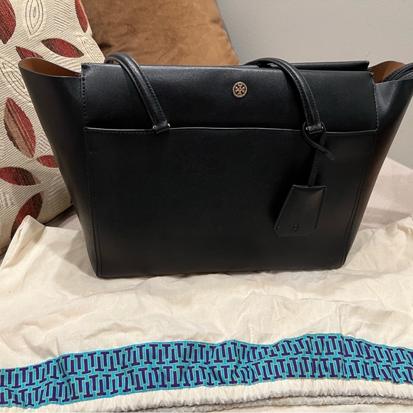 Like New Tory Burch Tote - Picture 8 of 9